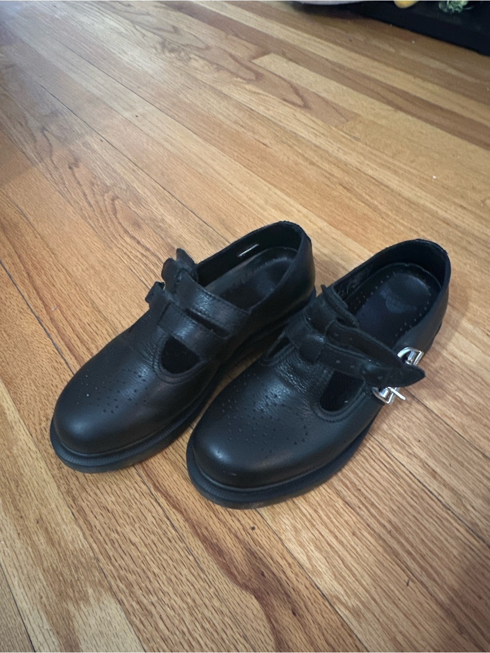 Classic Doc marten’s Mary Jane 8065 Shoes